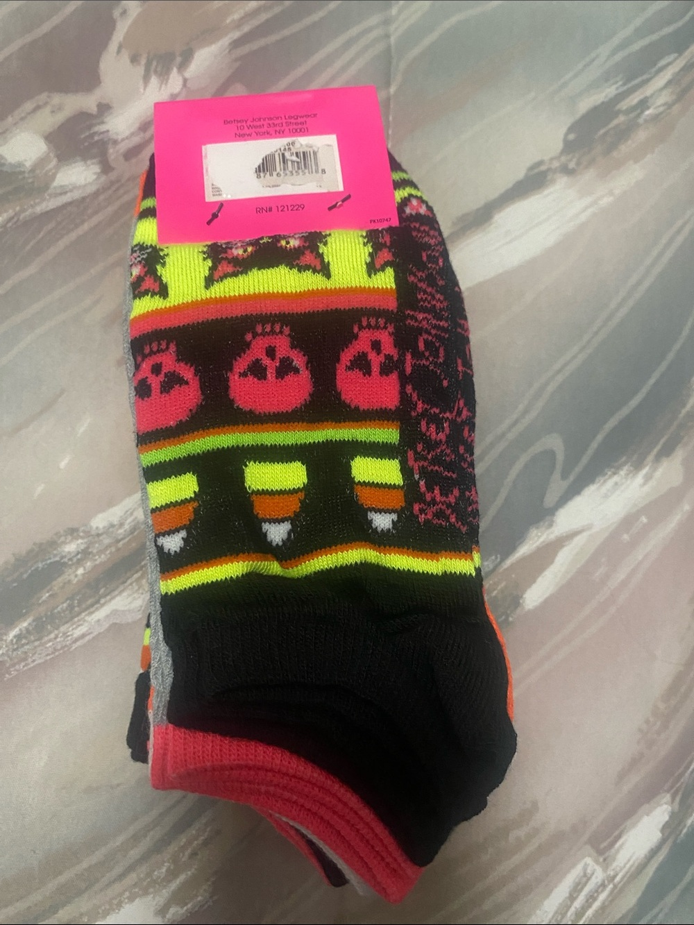 Betsey Johnson 10 pack No-Show Socks with Skull, striped & solid Patterns NWT - Picture 2 of 5